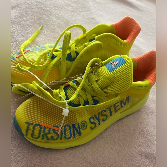 Adidas Alphatorsion M Sneakers - Picture 3 of 6